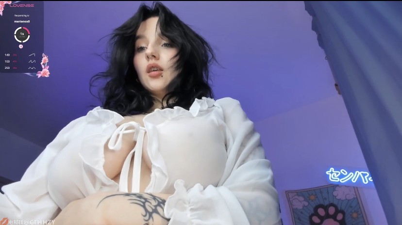 【视频】【Chaturbate-Vivian_Qwerty】CB站顶级奶牛福利【7V 15.3G/pikpak】