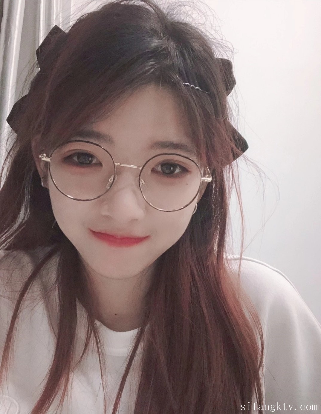 【求物】求各位大佬告知这张图片的妹子的资源下载方式
