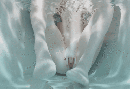 33130dda4a5789358.gif