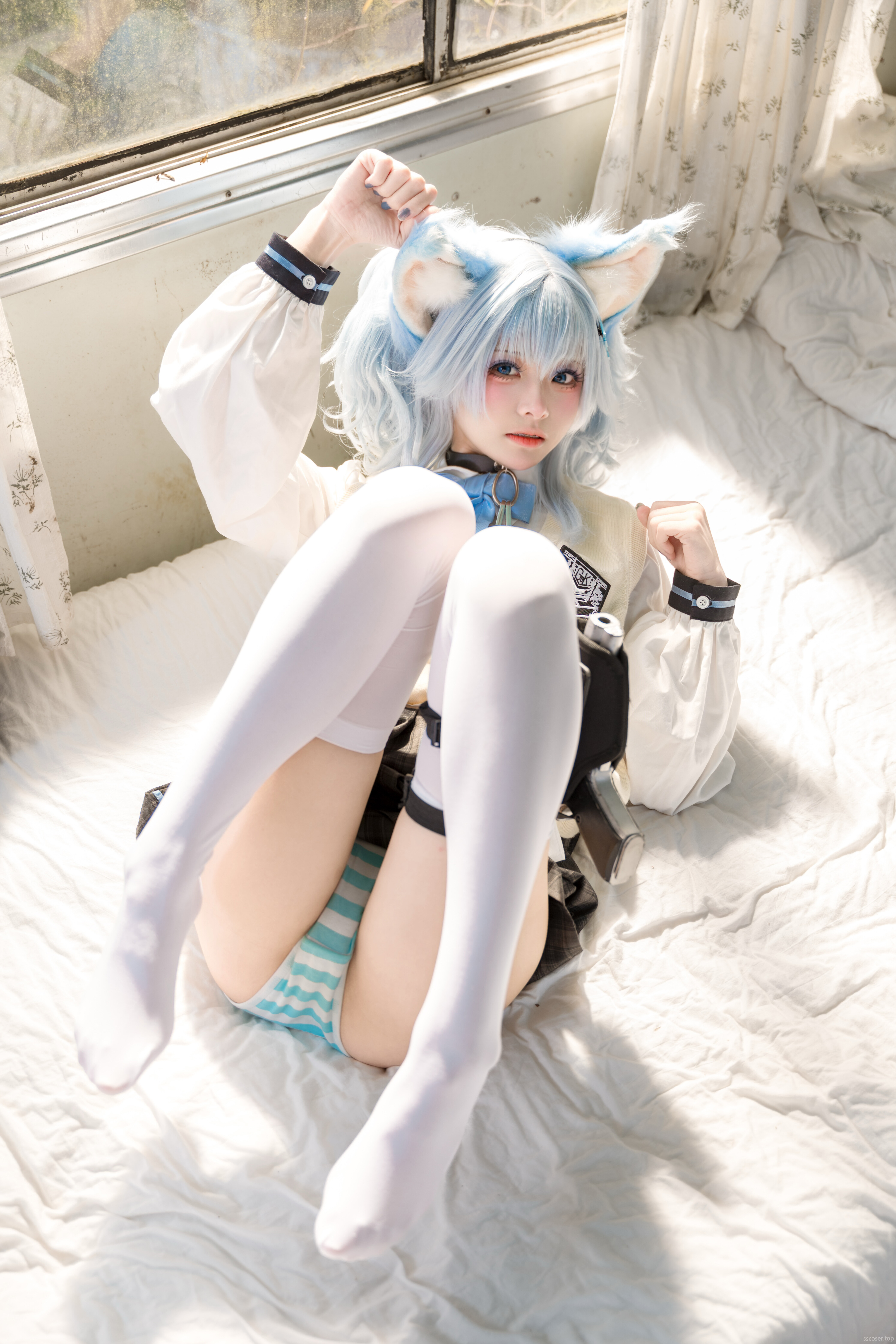 001