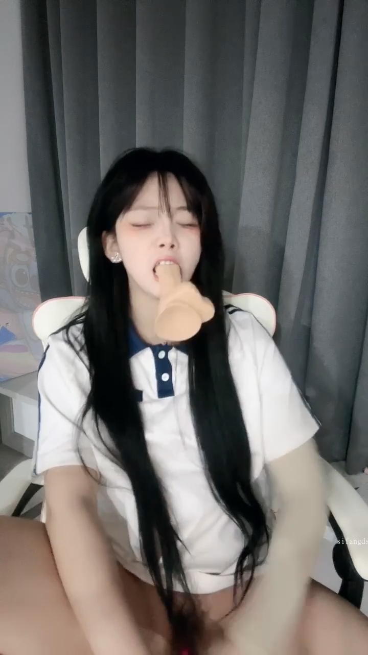 1743697022780