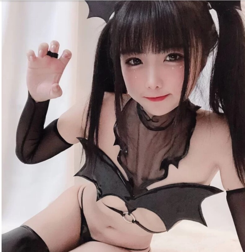 图片[1]-【COS/视频/步兵合集】推特福利姬@奶萝喵四 赞助资源合集 [91V 651P] 【2.4G】-嘤嘤怪之家