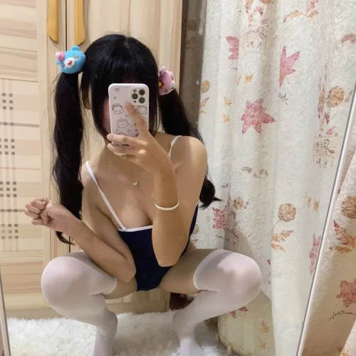 00m6F1050edb76471dfbc.webp