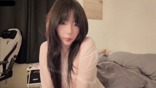 [三次元] 纯欲混血福利aryminh露脸,技术一流 [度盘/1v/865mb]