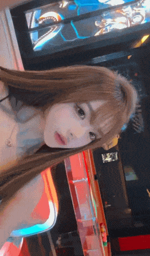 图片[8]-「鱼子酱」到后面边打电话边挨操，想不叫出声却根本忍不住[1.2G]-X次元社