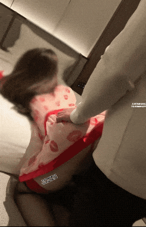 图片[2]-ROSEWU 超绝制服黑丝OL，马赛克也遮不住的T0颜值，美脚榨精极品炮架[2G]-X次元社